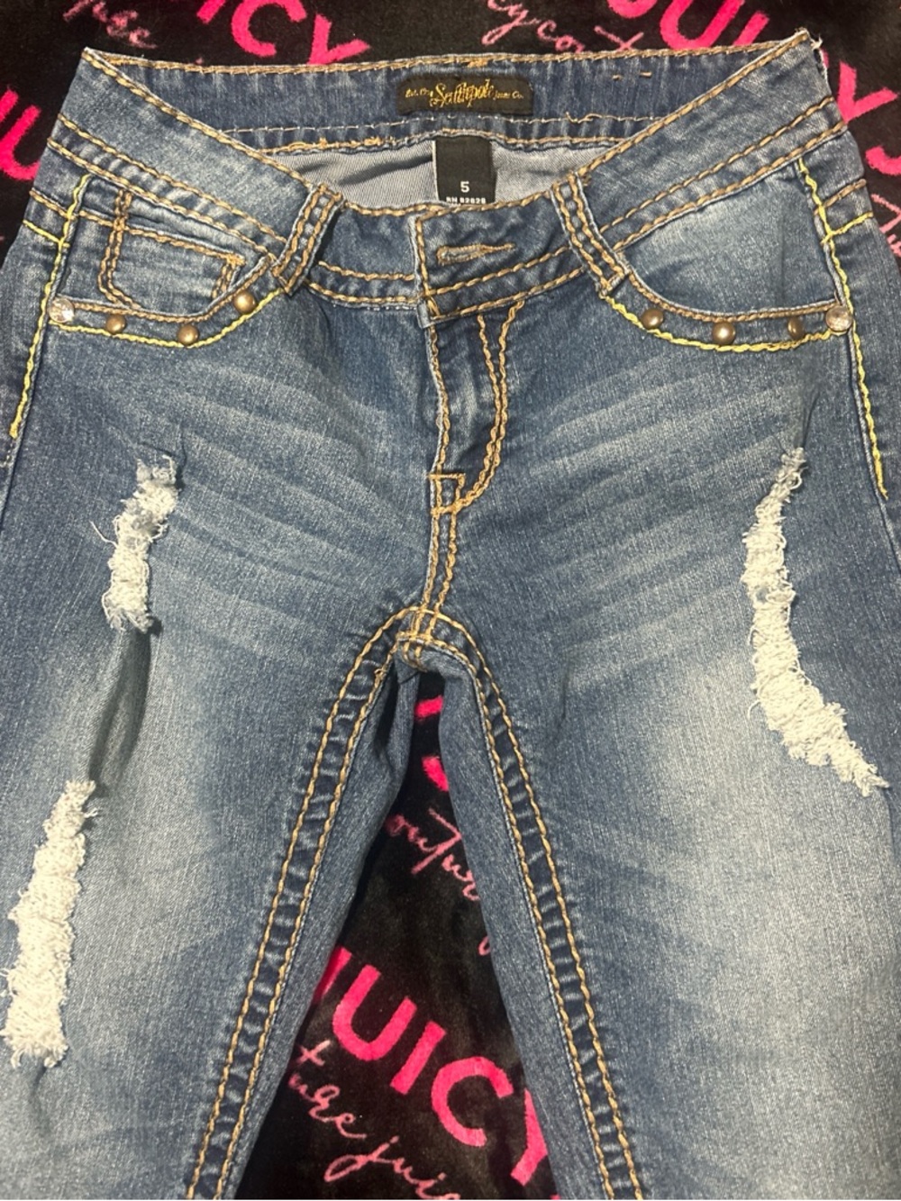 Lowrise Ripped Jeans South Pole